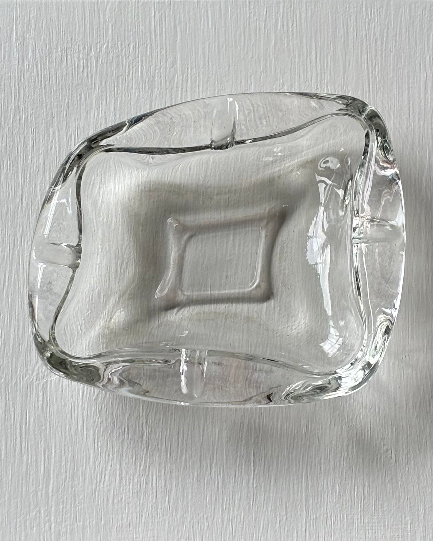 Wobbly Ashtray
